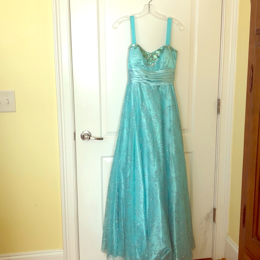 Beautiful, one of a kind prom dress